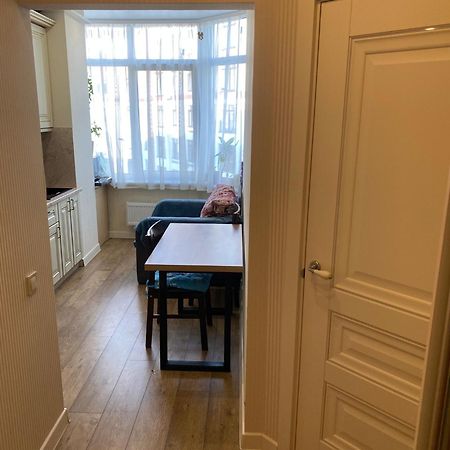 Panoramic View Family Apartment: Designer Comfort Near Amethyst Mall Sofiivska Borshchahivka Exterior photo